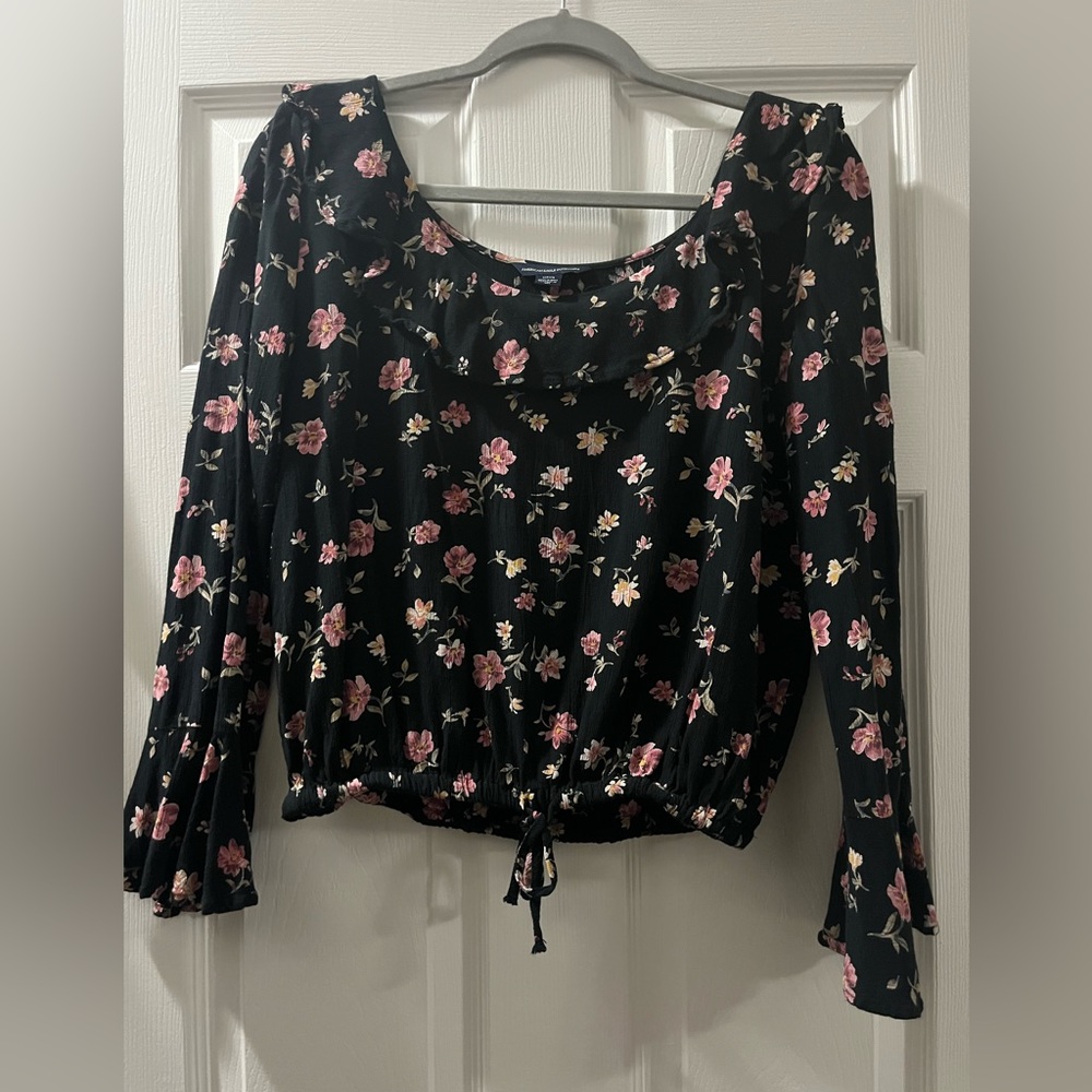 American eagle floral top